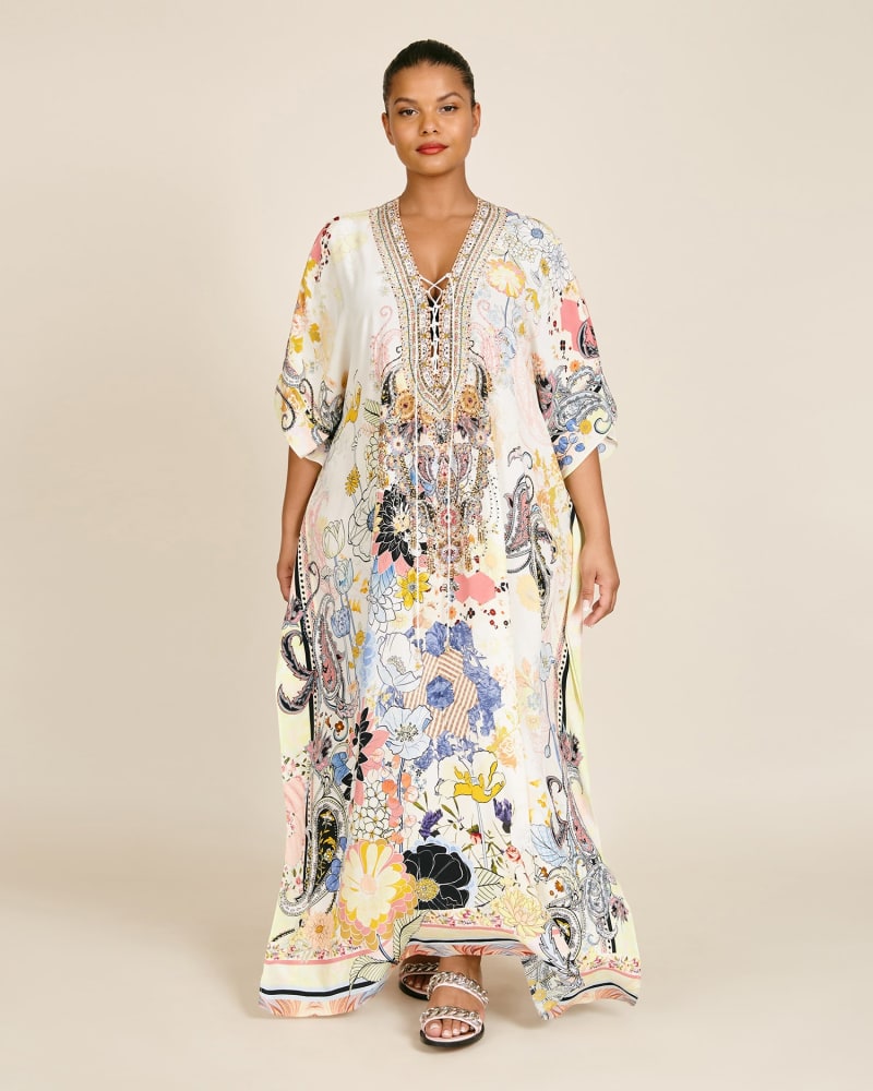 Front of a model wearing a size O/S Lace Up Kaftan in Britain Boquet by Camilla. | dia_product_style_image_id:226694